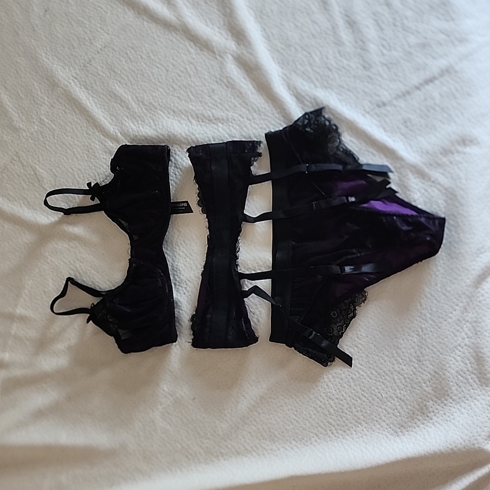 Horoscopez Gothic Purple & Black Lace Lingerie Set